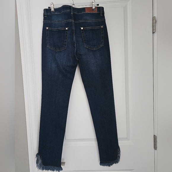 D. Exterior Made in Italy Distressed Jeans - Picture 2 of 8